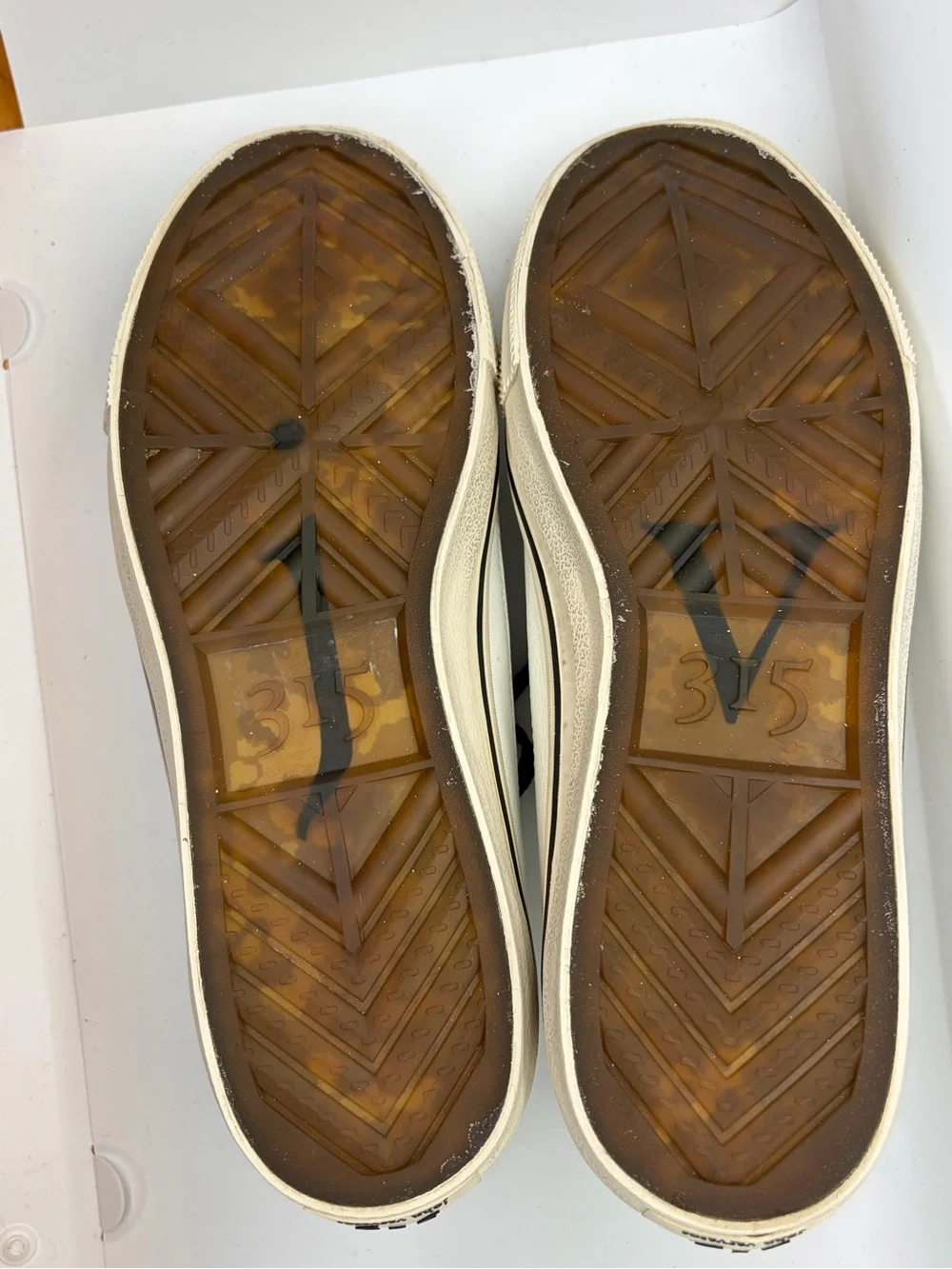 Rare Men’s  John Varvatos X Converse low-top leather sneakers US 10M